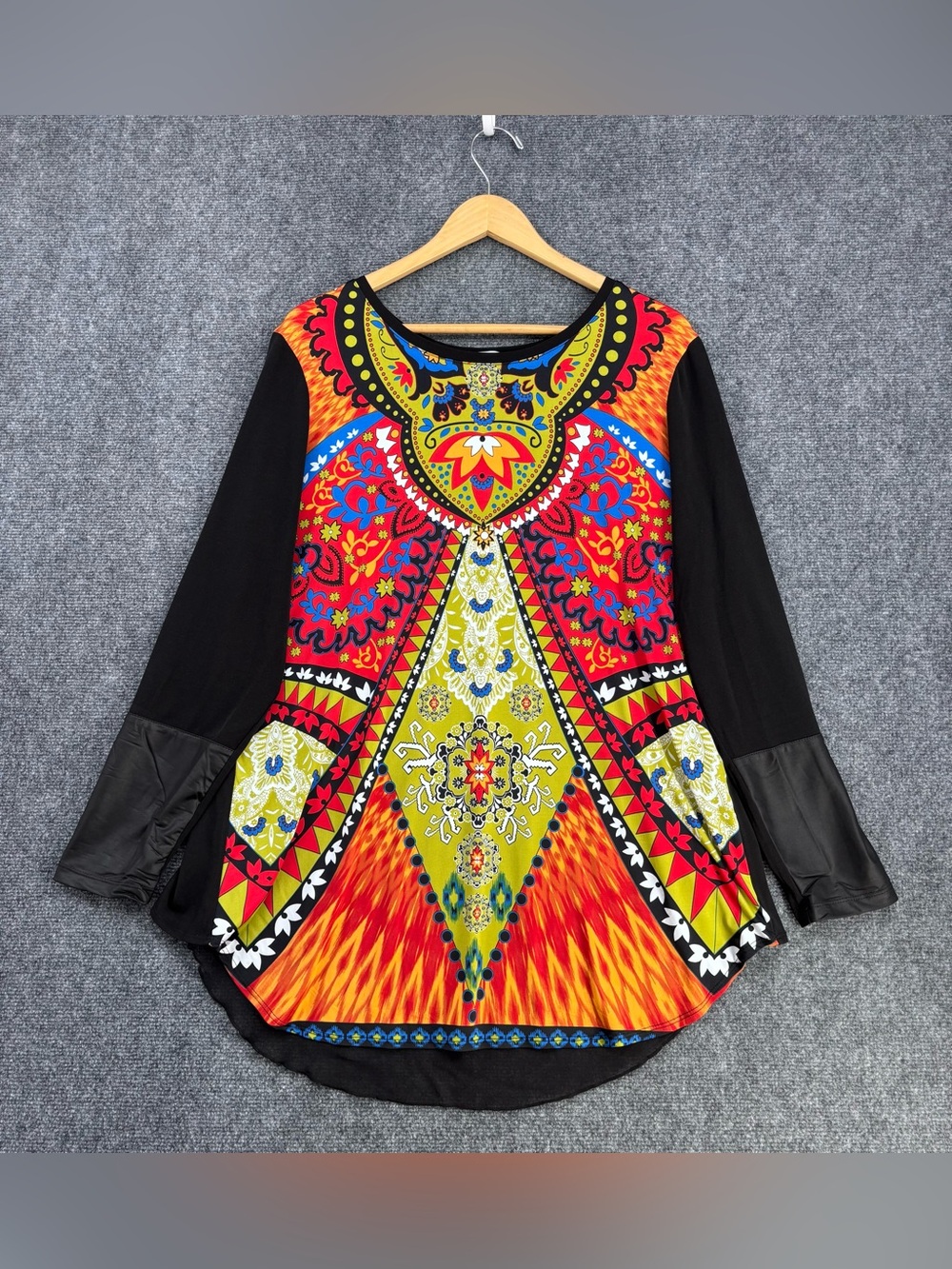 Nygard Artsy Mixed Media Long Sleeve Tunic Top Women’s L Colorful Geometric